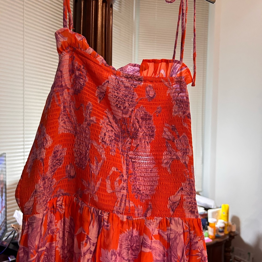 Gorgeous multicolor sundress.  Size M.  Great for summer parties, casual wedding